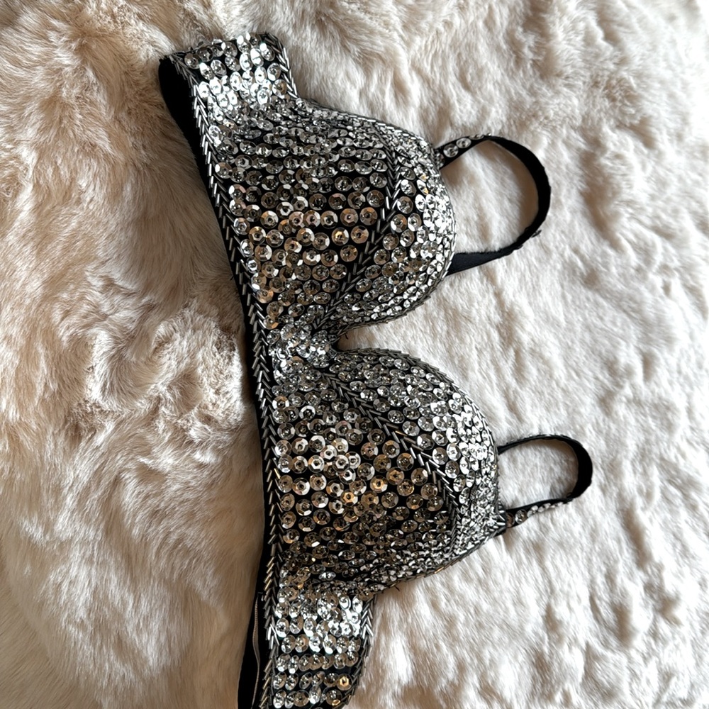 OH YES SILVER SEQUIN BRA